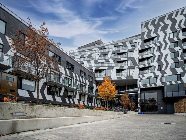 502 - 138 St.Helens Ave