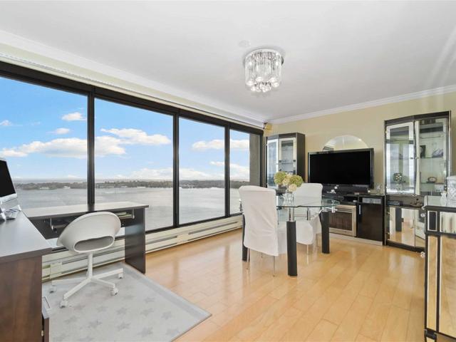 3101 - 65 Harbour Sq