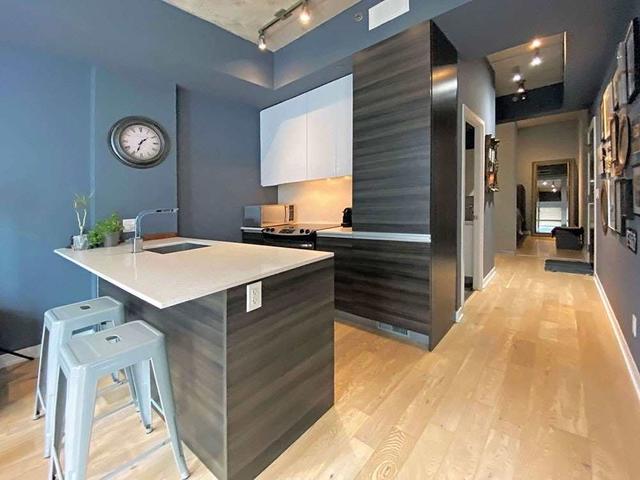 611 - 8 Gladstone Ave