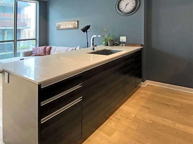 611 - 8 Gladstone Ave