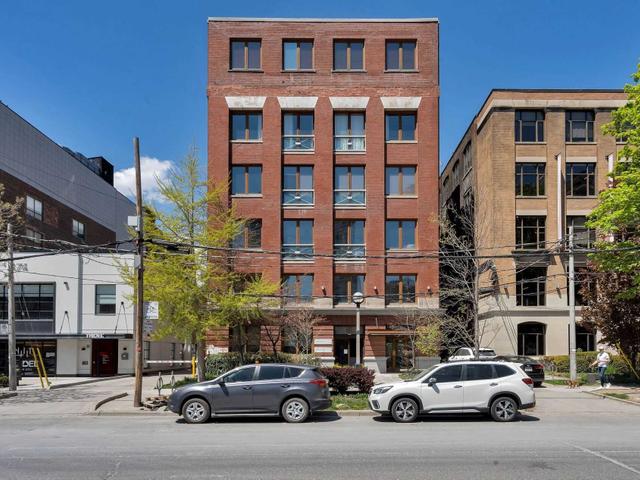 600 - 468 Wellington Ave W