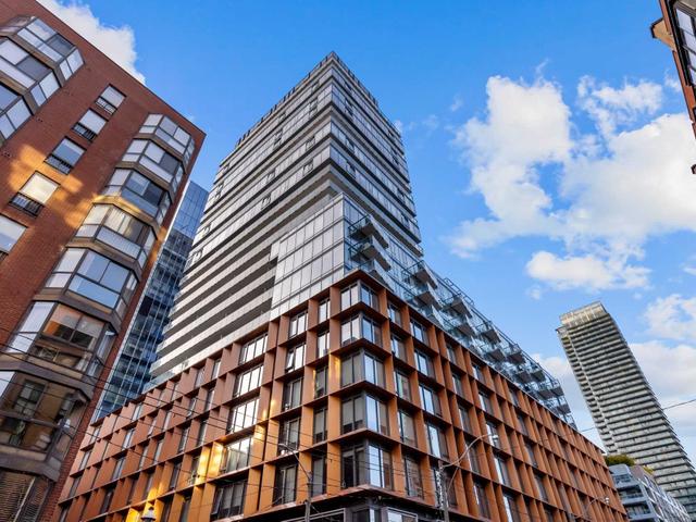 1704 - 60 Colborne St