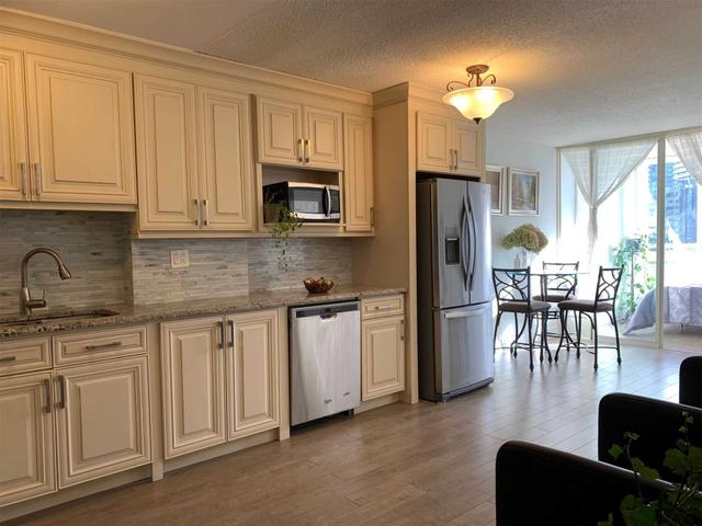 1607 - 44 St. Joseph St