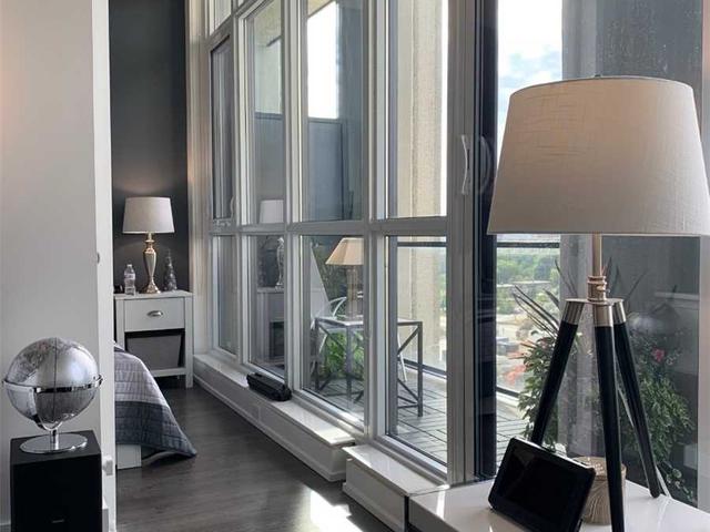 908 - 75 The Donway Ave W