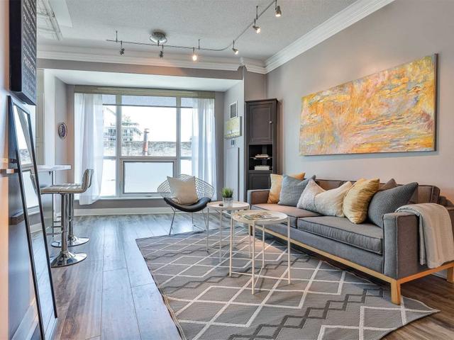 607 - 38 The Esplanade