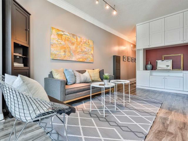 607 - 38 The Esplanade