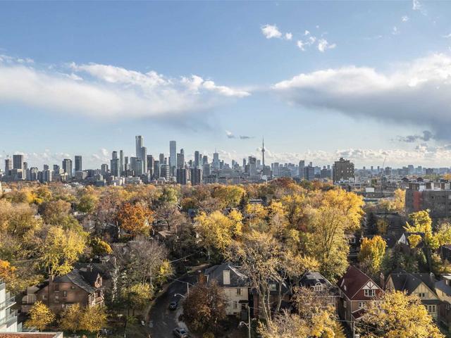 918 - 111 St Clair Ave W