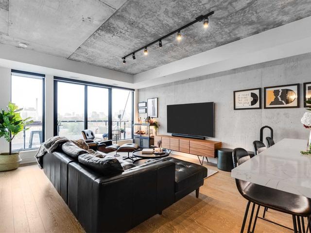 916 - 608 Richmond St