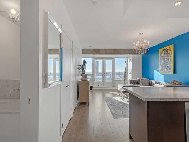 1004 - 59 East Liberty St