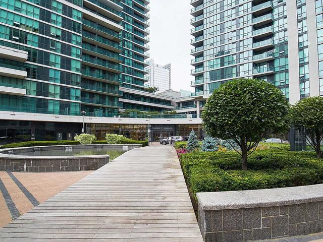 1306 - 18 Harbour St