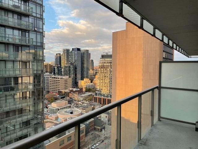 2301 - 38 Grenville St