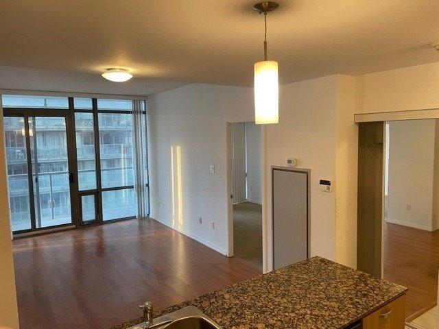 2301 - 38 Grenville St