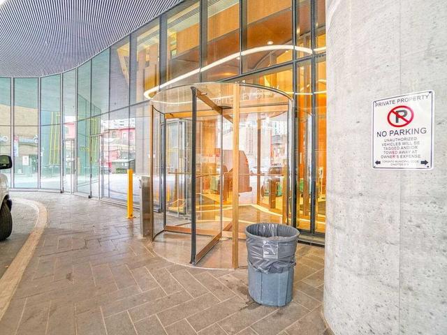 1212 - 11 Wellesley St W