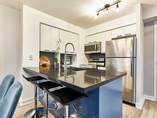 1510 - 255 Richmond St