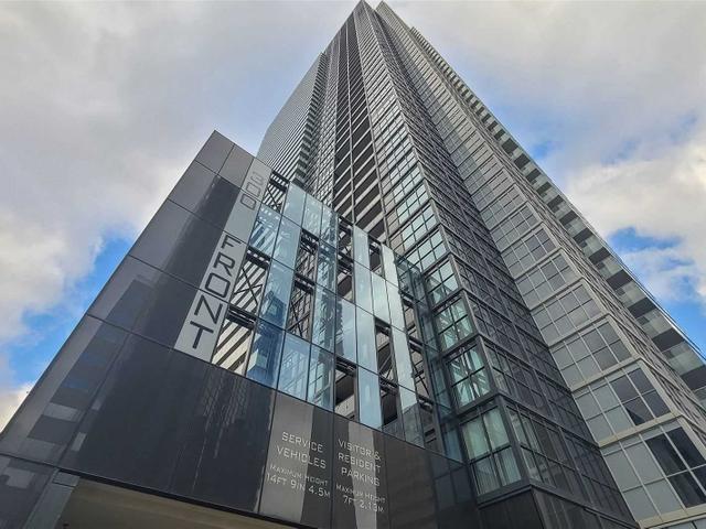 1111 - 300 Front Street St