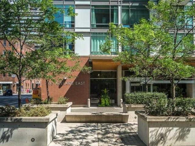 313 - 333 Adelaide St