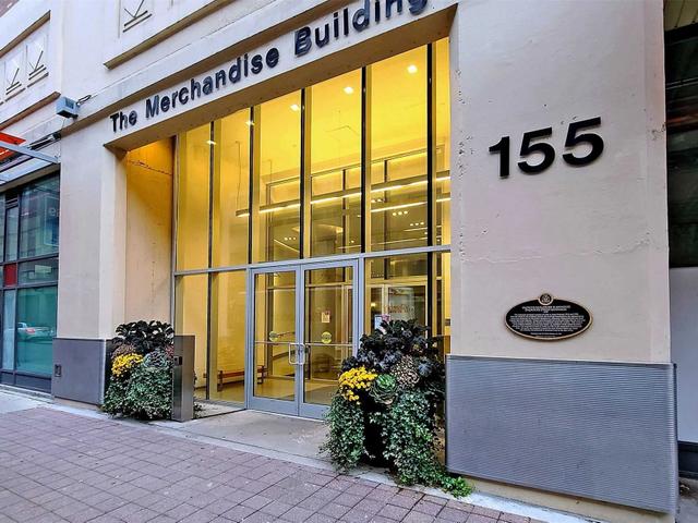 1022 - 155 Dalhousie St