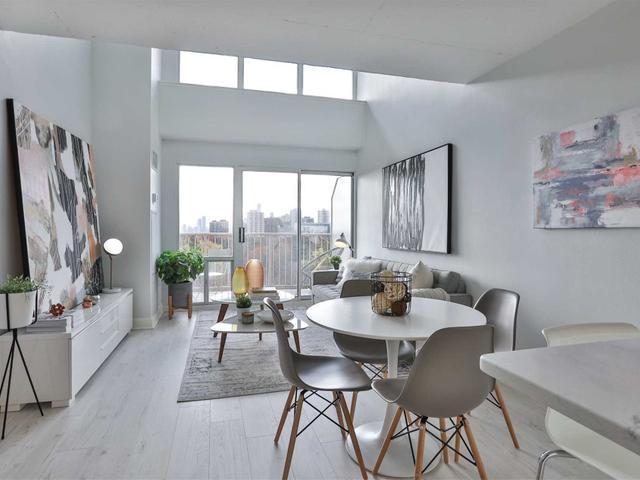 1018 - 119 Merton St