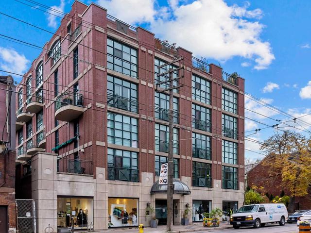 610 - 901 Queen St W