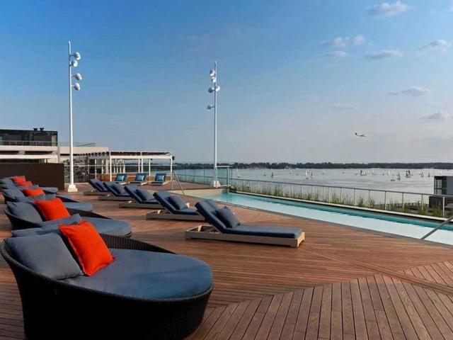 342 - 15 Merchants' Wharf