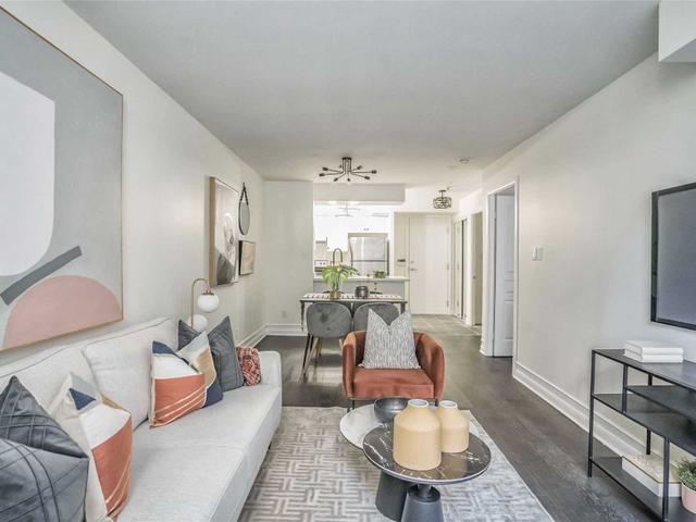 602 - 323 Richmond St E