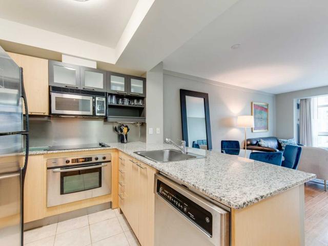 503 - 36 Blue Jays Way