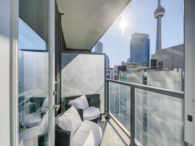 1507 - 88 Blue Jays Way