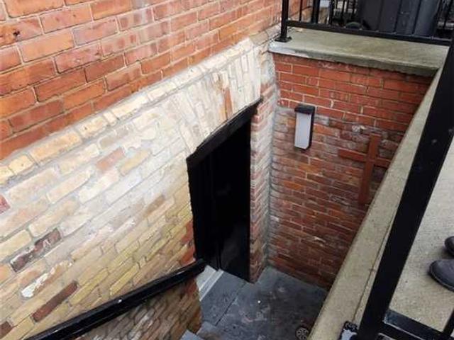 557 Roxton Rd