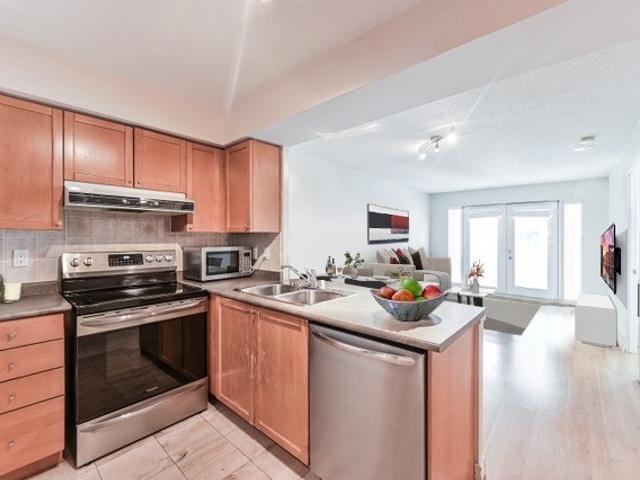 526 - 600 Queens Quay W