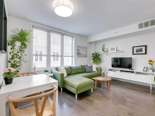 322 - 26 Douro St