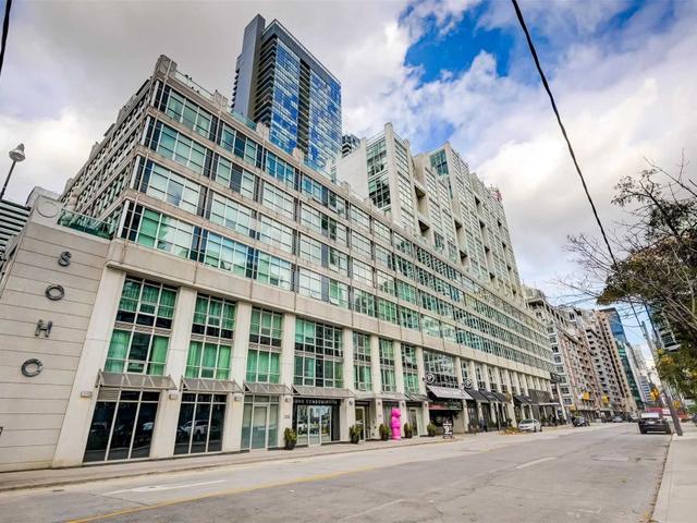 M24 - 350 Wellington St W