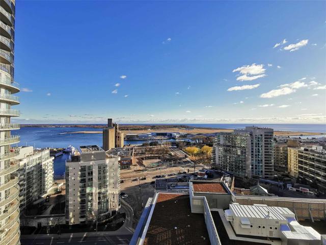 2115 - 17 Bathurst St