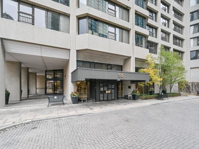 2216 - 55 Harbour Sq