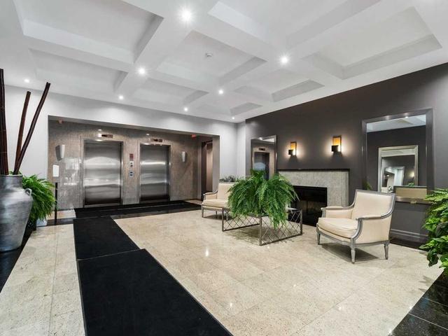 PH09 - 15 Stafford St