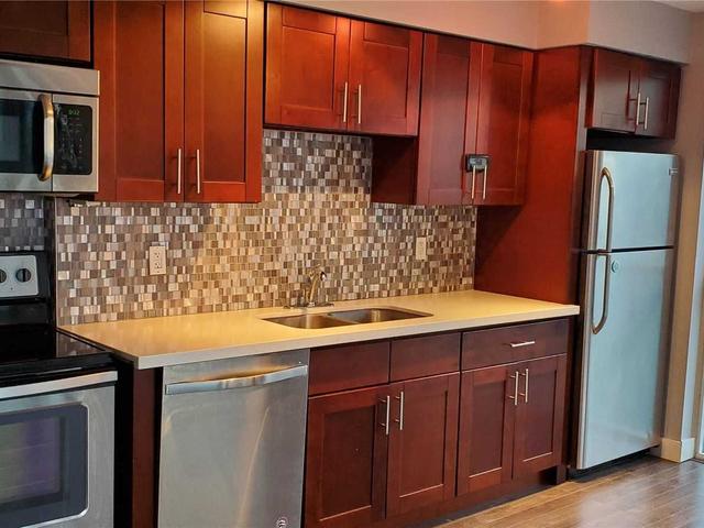 1710 - 100 Western Battery Rd