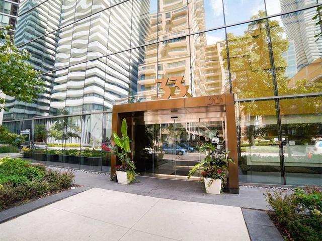 2901 - 33 Charles St E