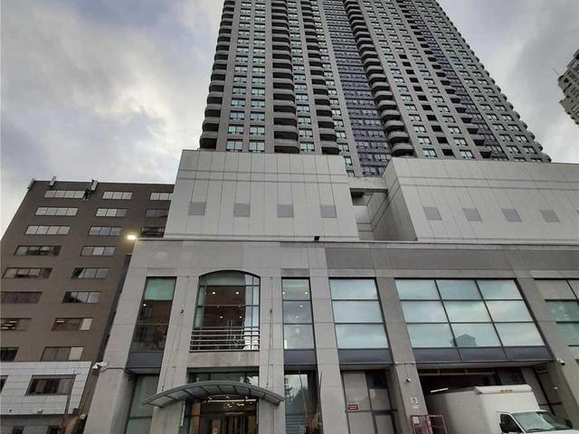 1103 - 8 Hillcrest Ave