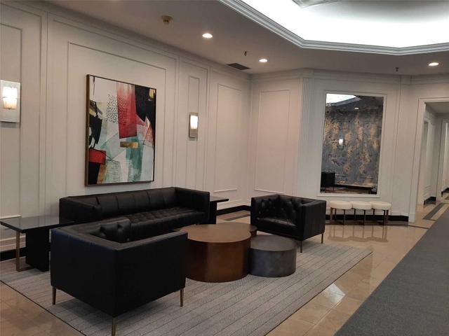 1103 - 8 Hillcrest Ave