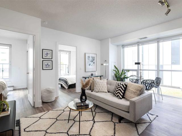 204 - 300 Front St W