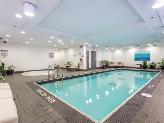 1210 - 35 Hayden St E