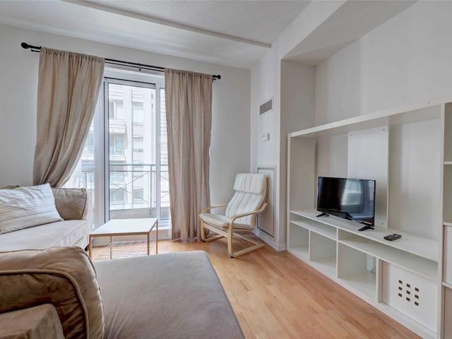 1210 - 35 Hayden St E