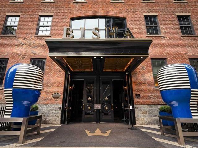 1409 - 88 Blue Jays Way