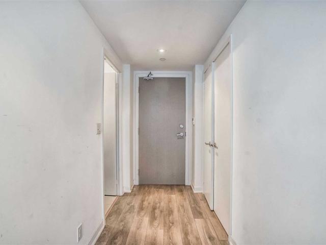 2208 - 100 Harbour St