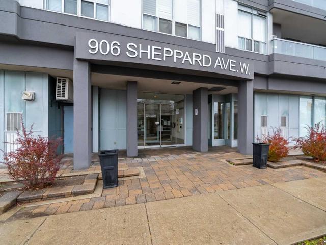 205 - 906 Sheppard Ave W