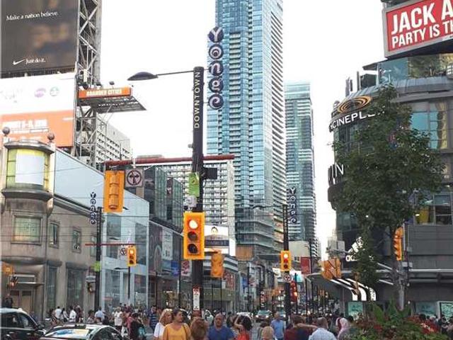 7405 - 388 Yonge St