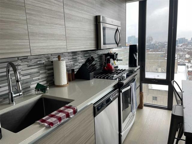 1404 - 111 Bathurst St