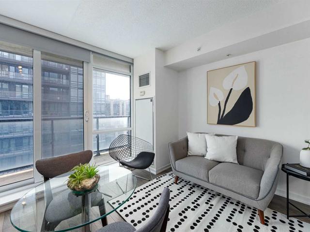 1306 - 20 Joe Shuster Way