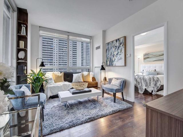 1003 - 500 Sherbourne St