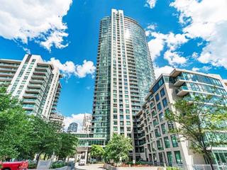 2009 - 215 Fort York Blvd