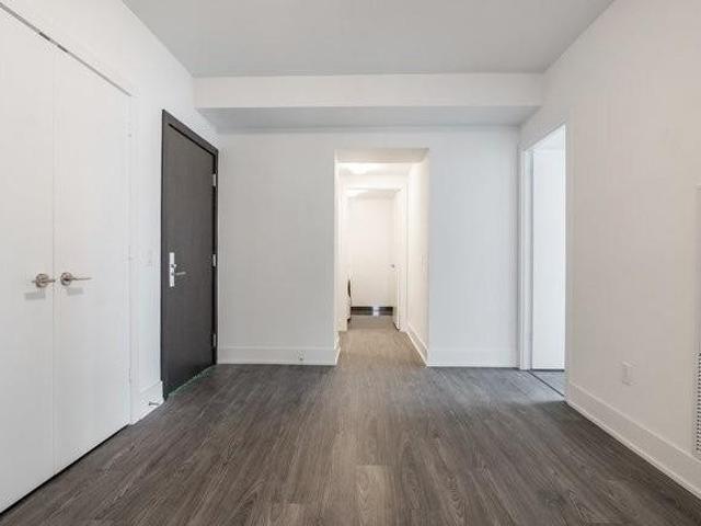 5102 - 1 Yorkville Ave